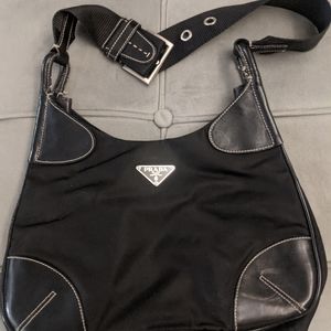 💯 AUTHENTIC PRADA bag, mint condition